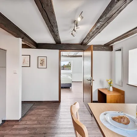 Charmante Hotelwohnung Nahe Pforzheim, Ruhige Lage * Tiefenbronn