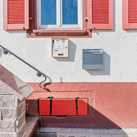 Charmante Hotelwohnung Nahe Pforzheim, Ruhige Lage